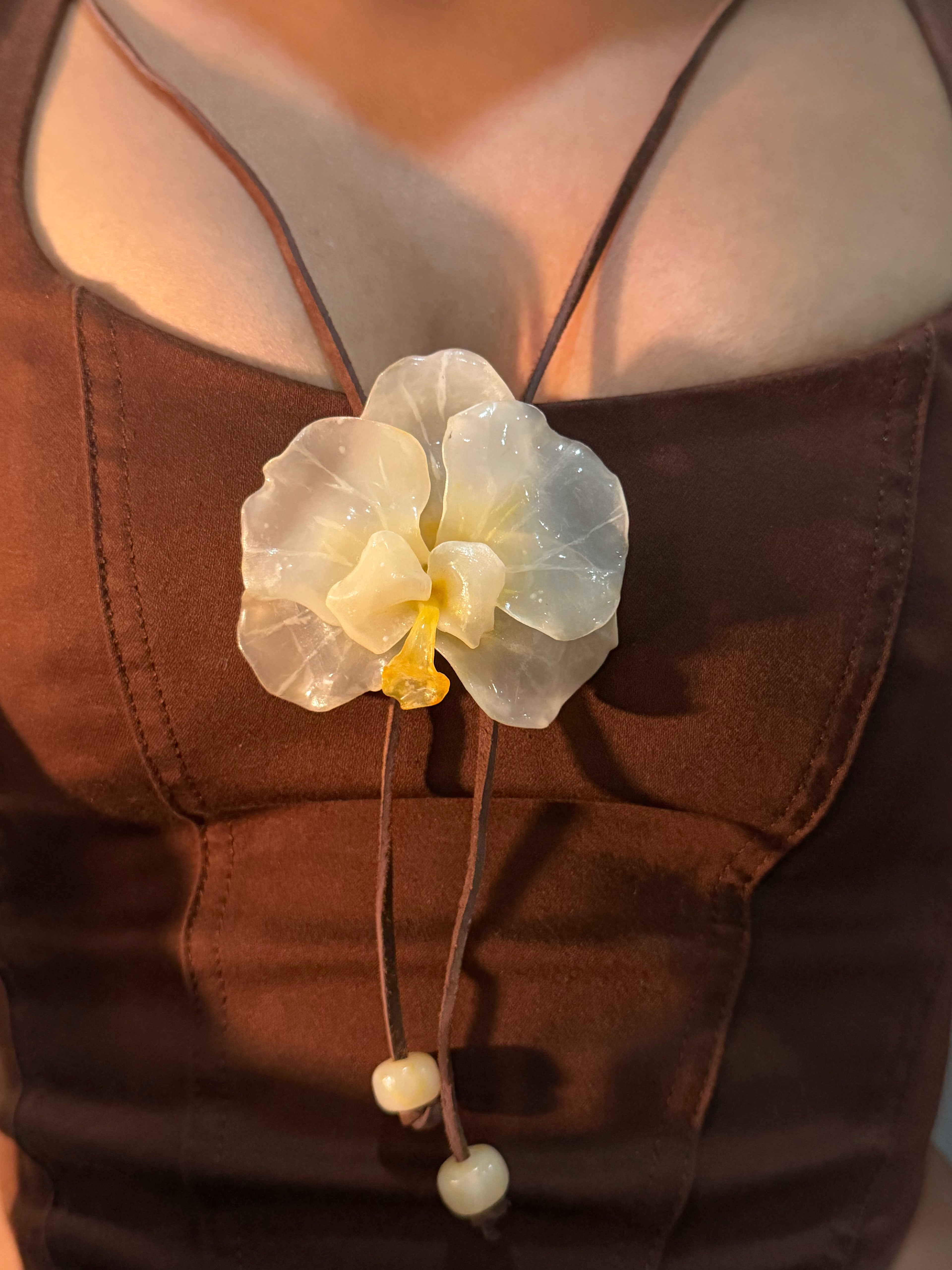 Cream Orchids Set