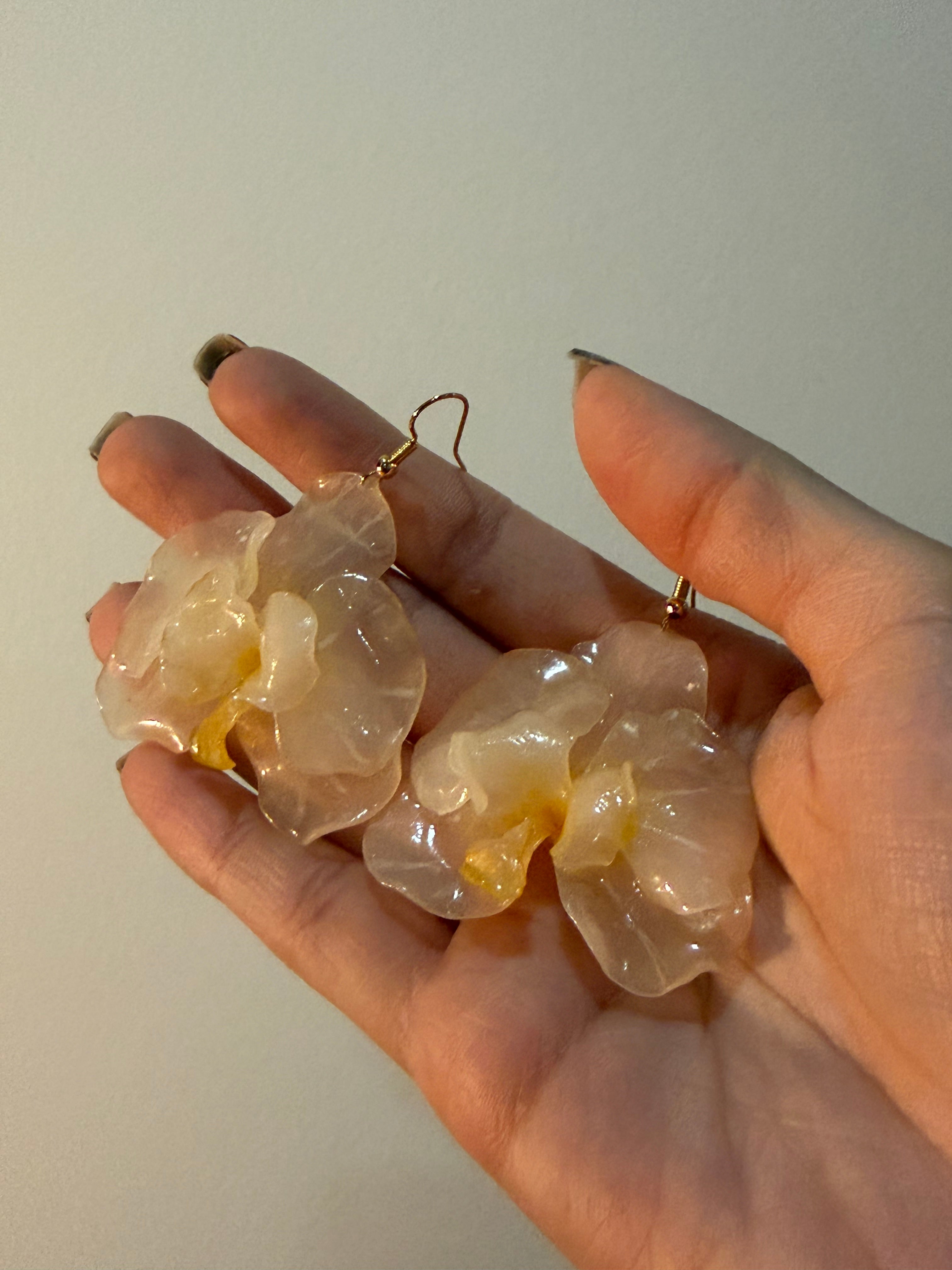 Cream orchids earrings