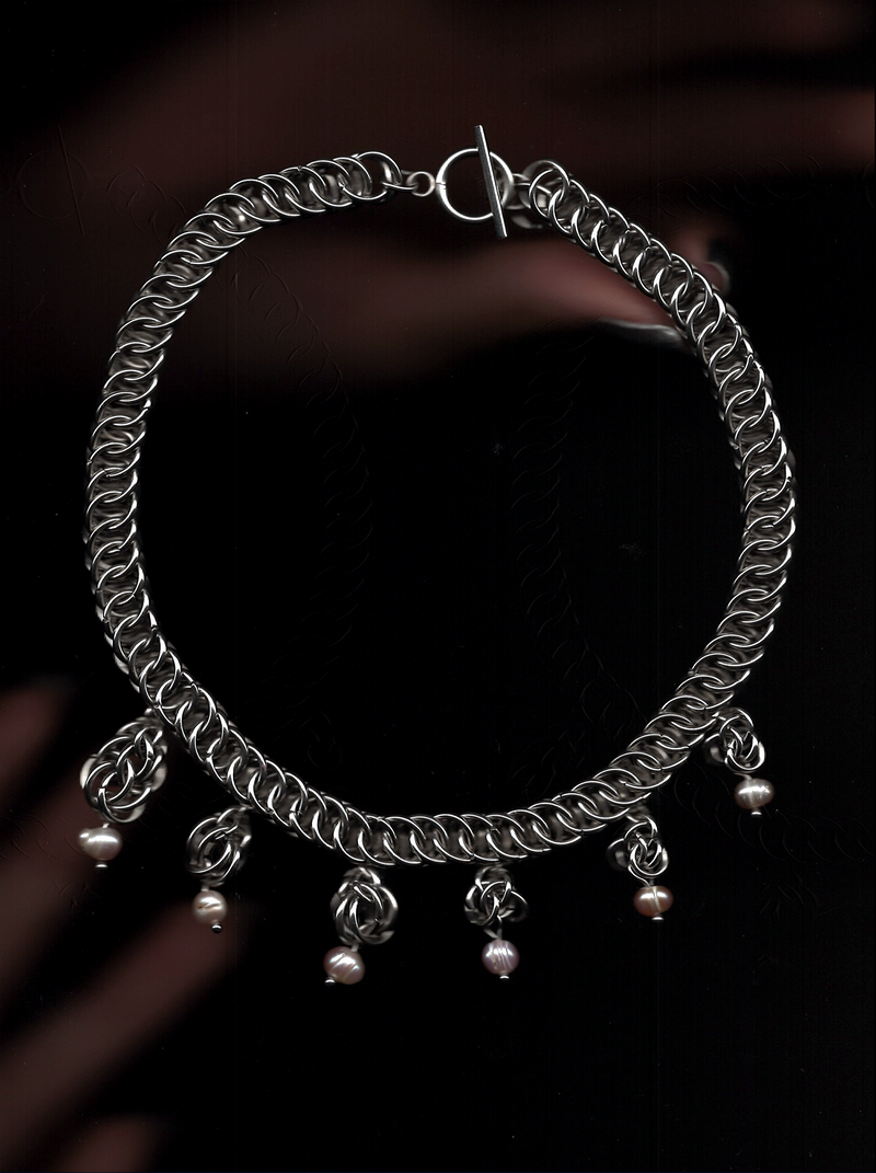 Persian 4:1 Raindrop Necklace