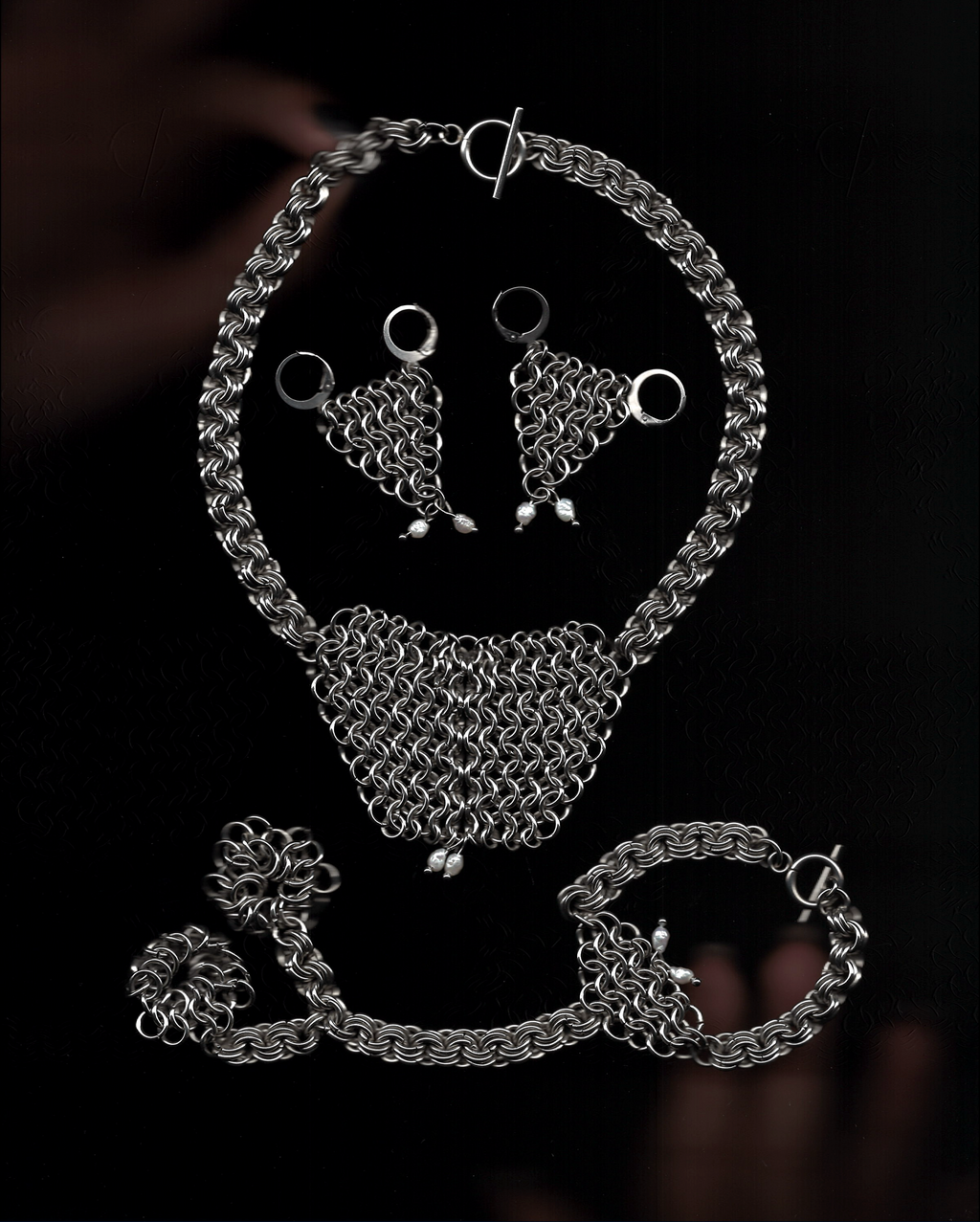 European 4:1 Pendant Set